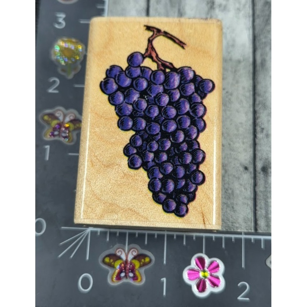 Stampabilities Cluster of Grapes ER1014 2001 Fruit Food Rubber Stamp Wood #S75